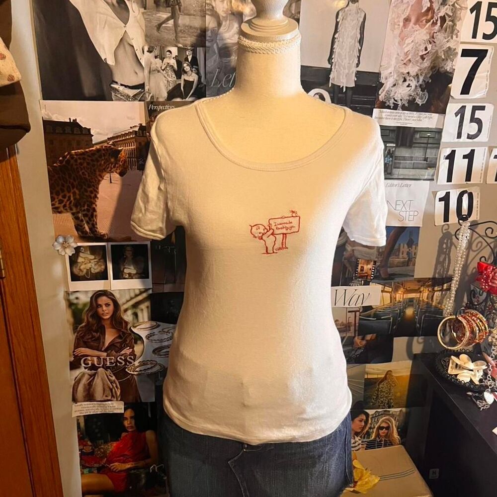 Brandy-melville Women's White and Red T-shirt